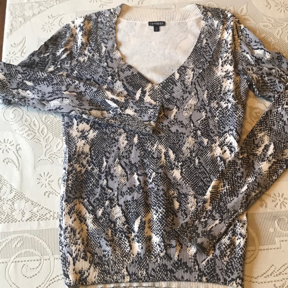 Express cotton top that sparkles ✨✨
